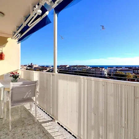 T2 Avec Vue A 5 Min De La アパート Fréjus